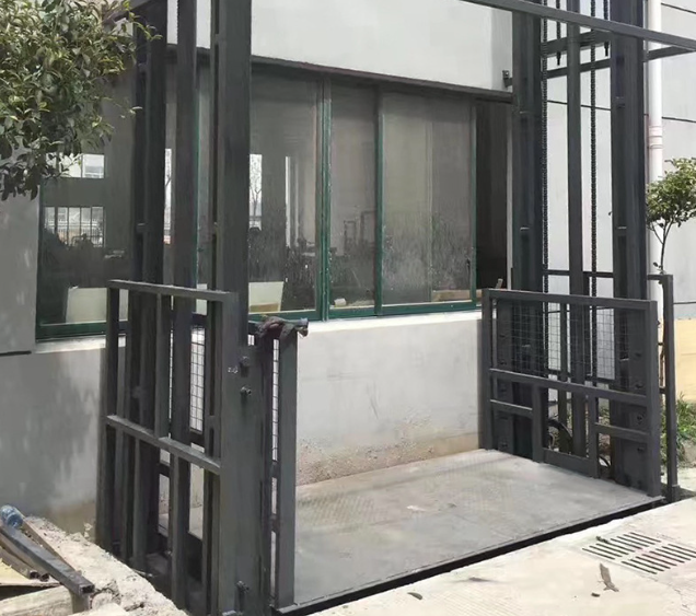 宜丰导轨式施工升降机助力民生工程提速增效