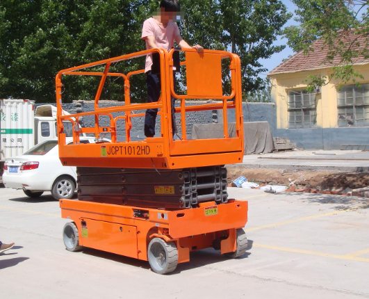 宜丰移动式升降平台规格与使用规范